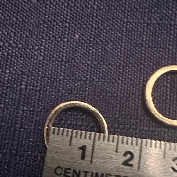 2 Gold Baby Rings R 16 - Picture 3 of 4